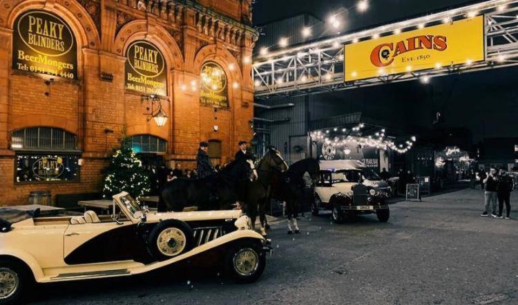 The Wooden Lodge No 1 At The Baltic Cains Brewery リヴァプール エクステリア 写真